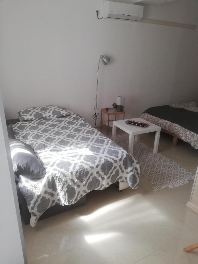 Alma Apartman *