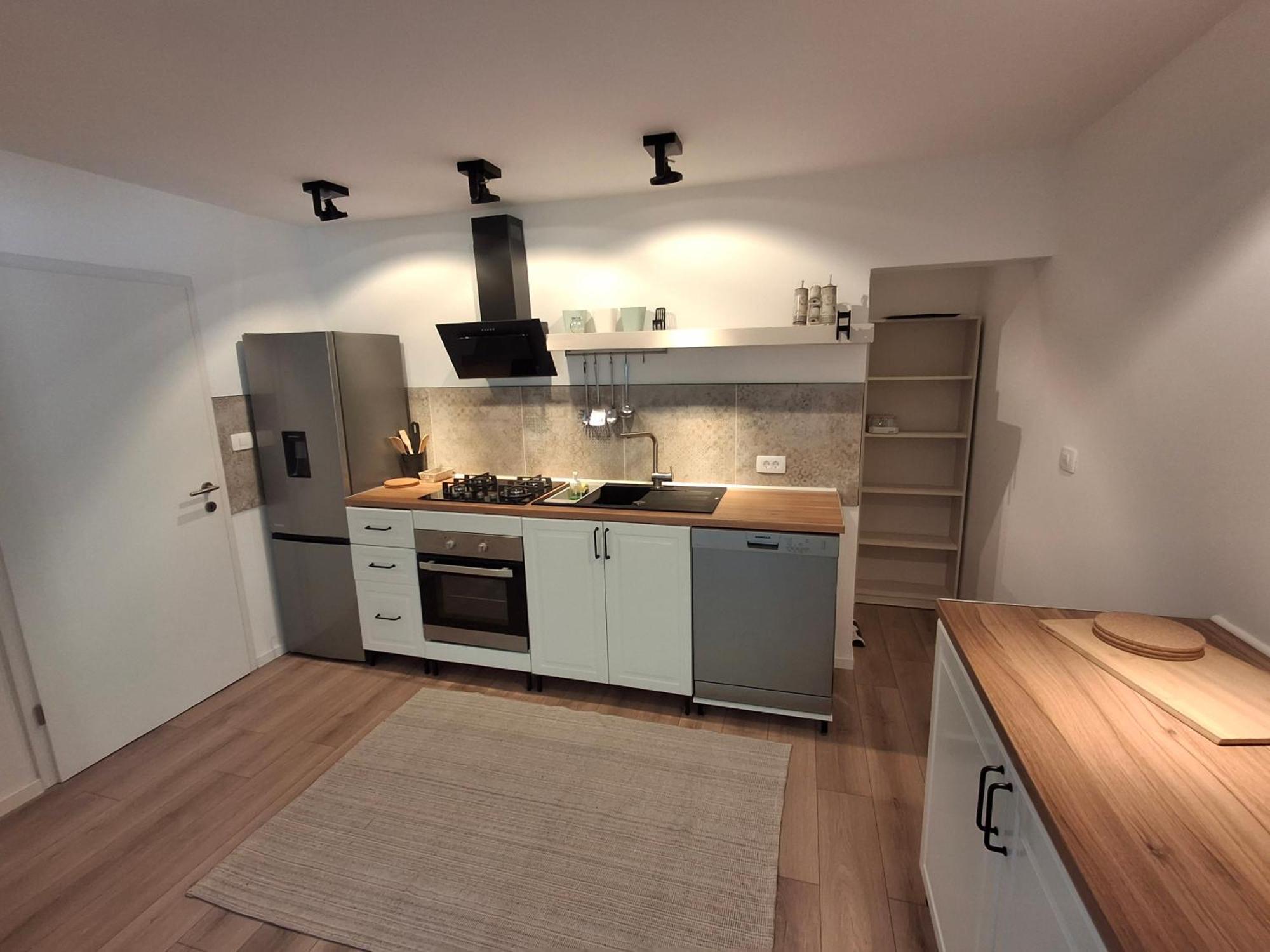 Apartman Alma *