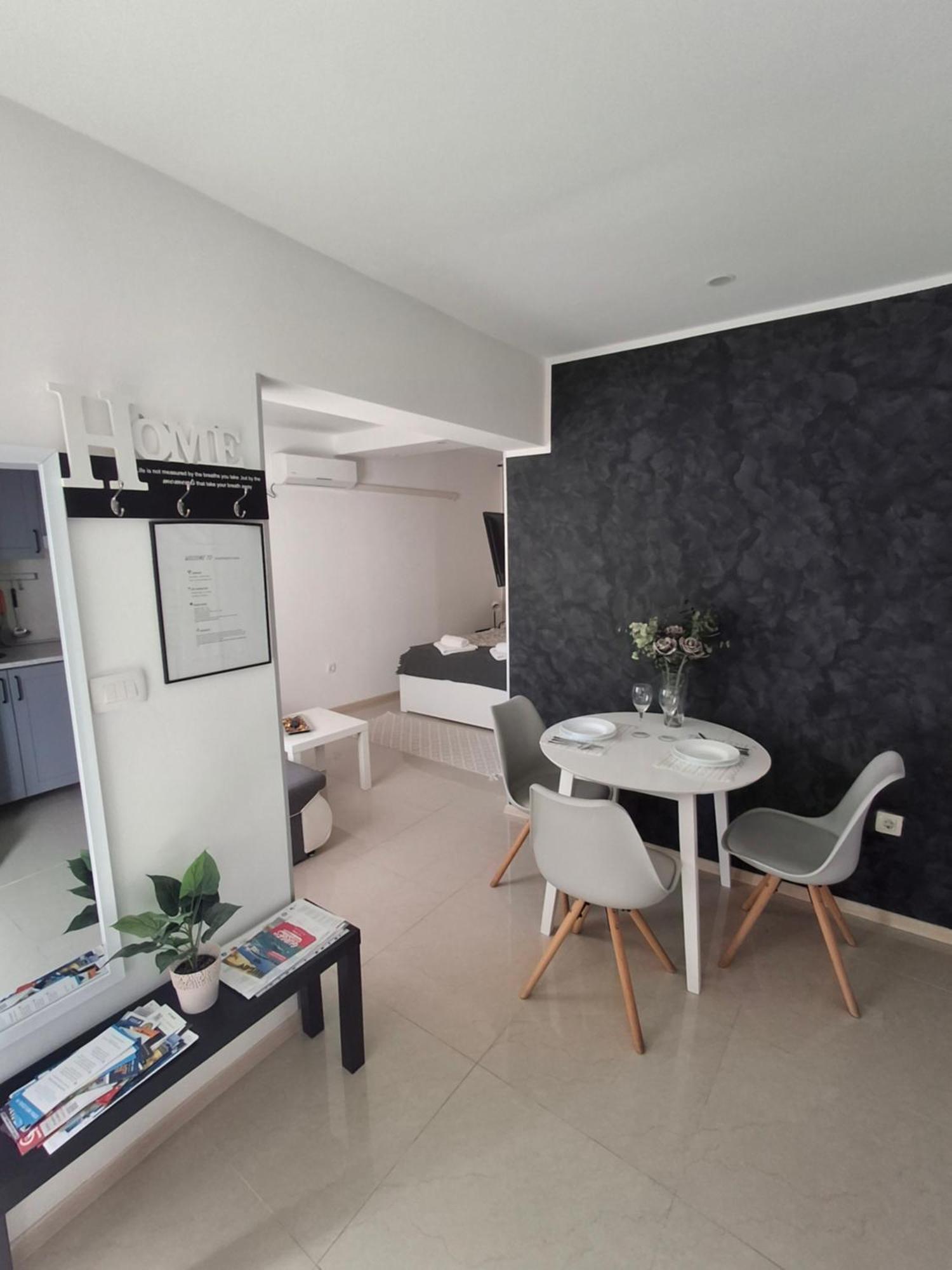 Alma Apartment *