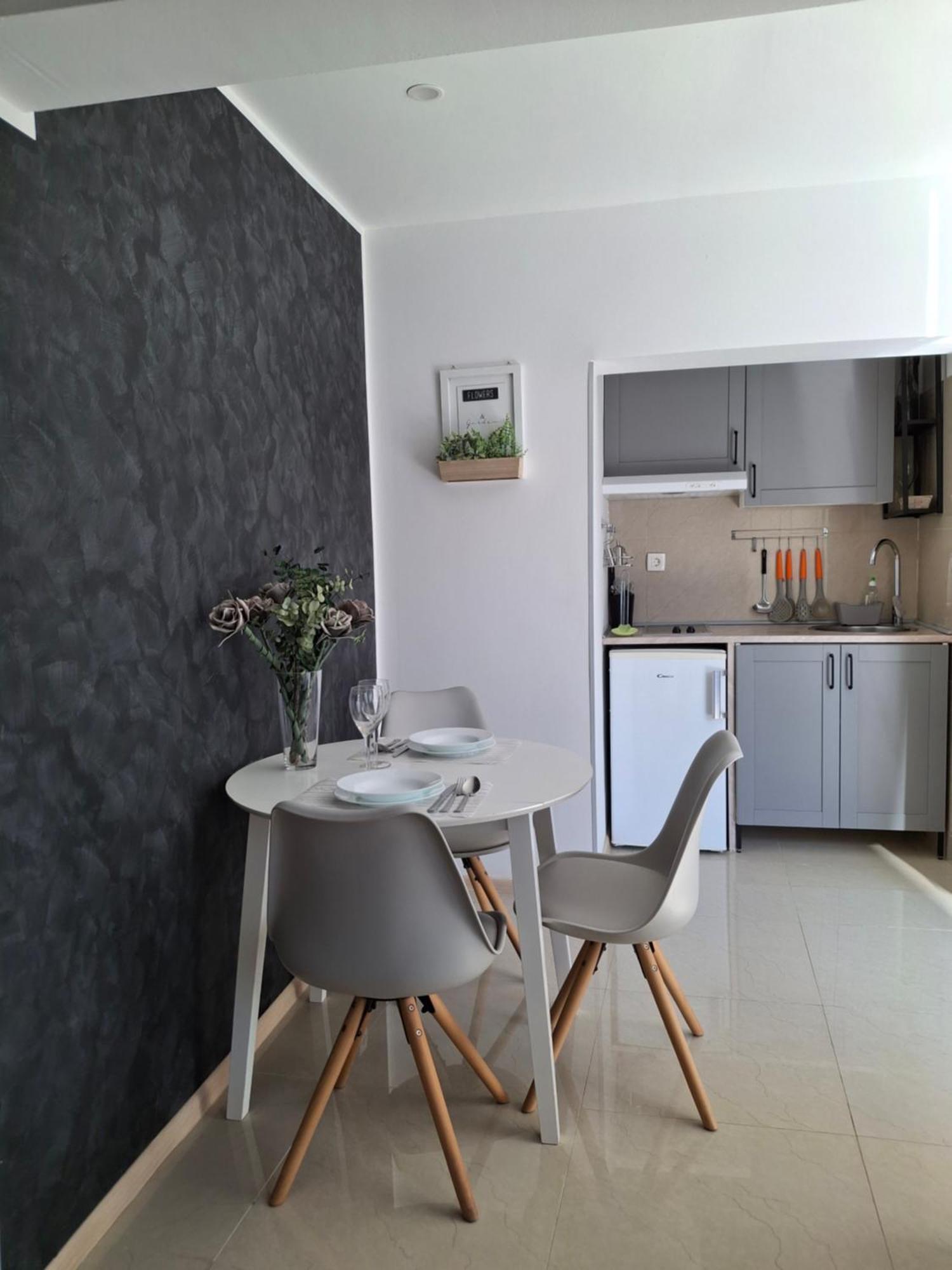 Apartment Alma *